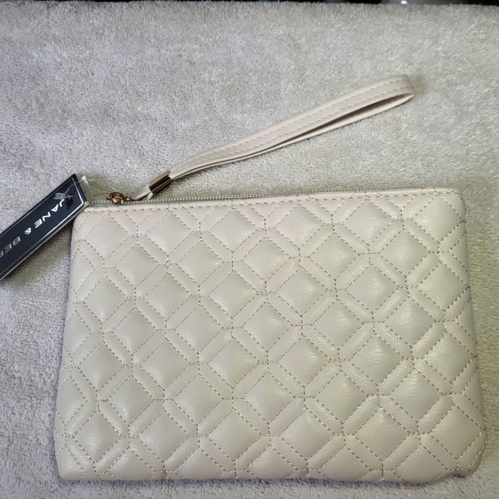 JANE & BERRY wristlet
